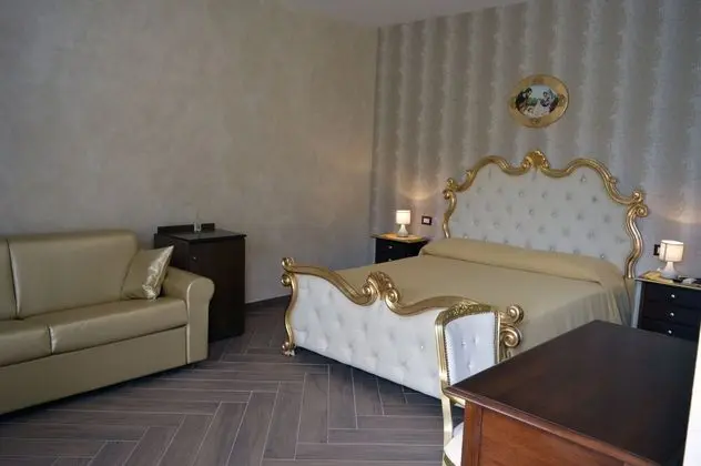 Deluxe Dört Kişilik Oda, Balkon, Zemin Kat