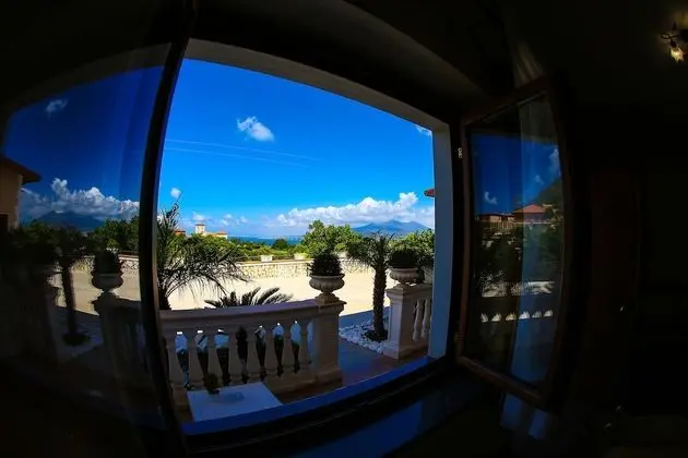 Deluxe Dört Kişilik Oda, Balkon, Zemin Kat