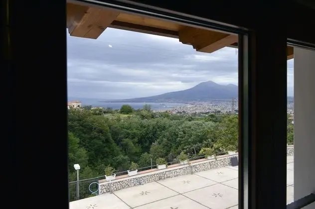 Superior Tek Büyük veya İki Ayrı Yataklı Oda