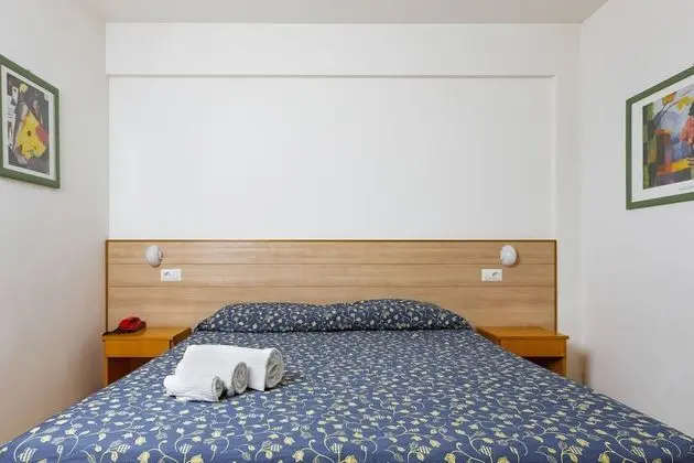 Economy Tek Büyük Yataklı Oda