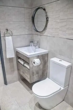 Deluxe Tek Büyük veya İki Ayrı Yataklı Oda