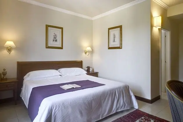 Comfort Tek Büyük veya İki Ayrı Yataklı Oda