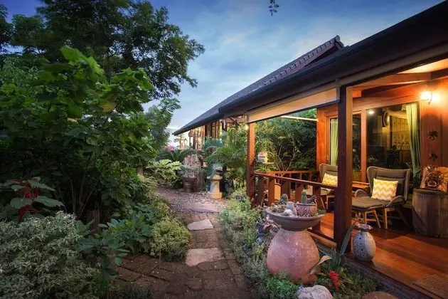 Cowboy Villa With Garden View
