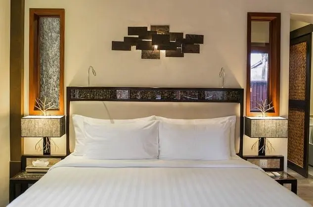 Lagoon Villa (With Breakfast and Boat Transfers)