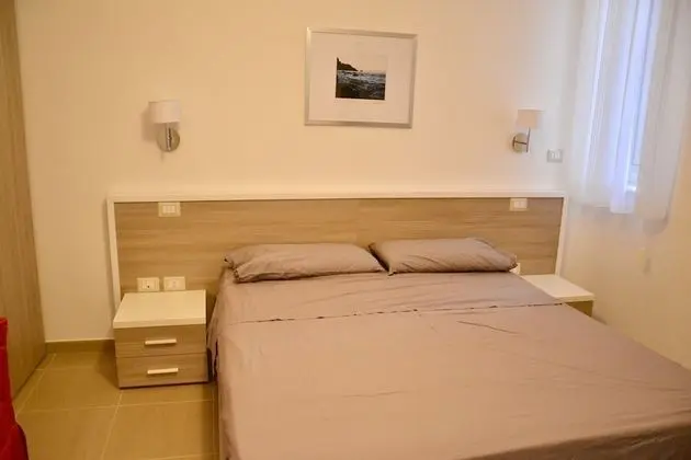 Classic Tek Büyük Yataklı Oda