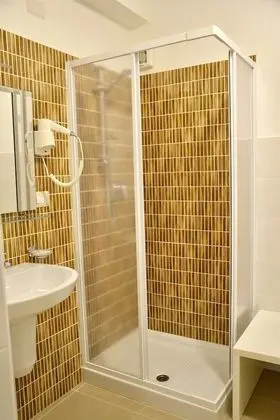 Family Dört Kişilik Oda