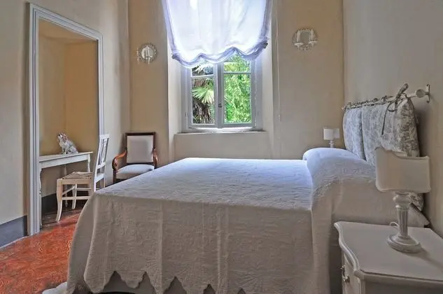 Tek Büyük Yataklı Oda, Bahçe Manzaralı