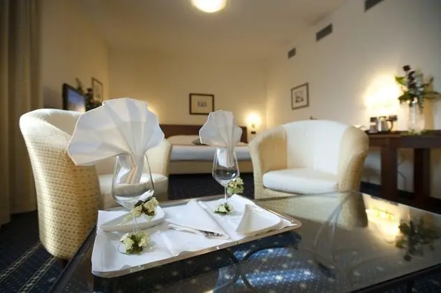 Deluxe Üç Kişilik Oda