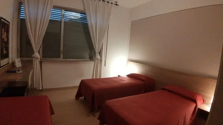 Economy Üç Kişilik Oda