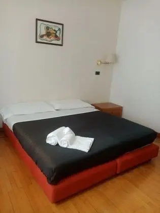 Economy Tek Büyük veya İki Ayrı Yataklı Oda