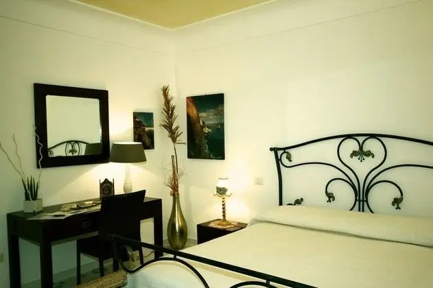 Deluxe Tek Büyük Yataklı Oda (Corallo)