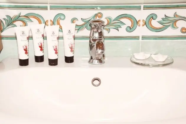 Economy Tek Büyük veya İki Ayrı Yataklı Oda (Stella Marina)