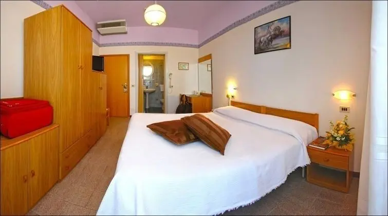Superior Tek Büyük Yataklı Oda, Balkon, Denize Bakan