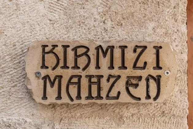 Kırmızı Mahzen