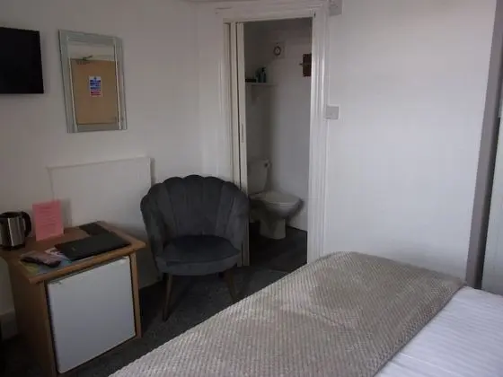 Tek Büyük Yataklı Oda, Banyolu/Duşlu, Plaj Manzaralı (Third Floor)