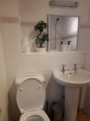 Apart Daire, Banyolu/Duşlu, Avlu Manzaralı