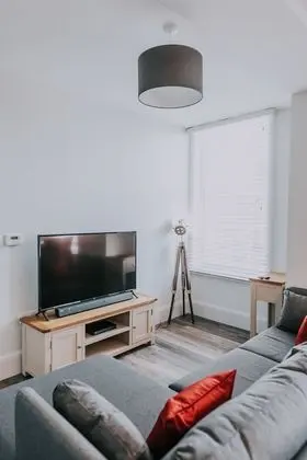 Exclusive Apart Daire, 2 Yatak Odası, Engellilere Uygun, Sigara İçilmez