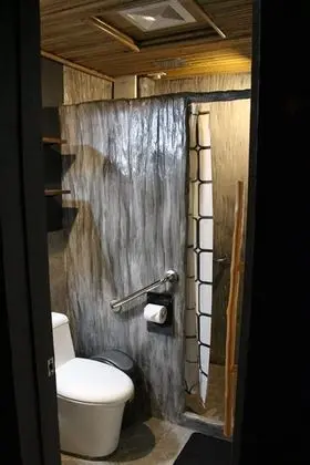 2 Pod in 4-Pod Coed Shared Room
