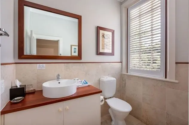 Standard Oda, 1 En Büyük (King) Boy Yatak, Sigara İçilmez, Balkon (Injidup Suite)