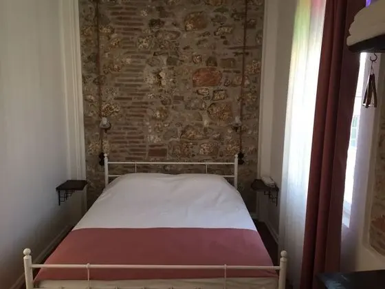 Superior Üç Kişilik Oda, Avlu Manzaralı