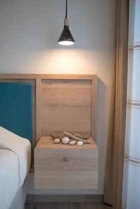 Büyük Yataklı Tek Kişilik Oda