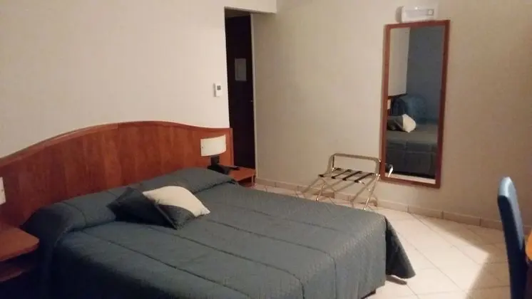 Tek Büyük veya İki Ayrı Yataklı Oda