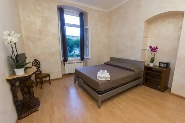 Basic Tek Büyük Yataklı Oda, 1 Yatak Odası