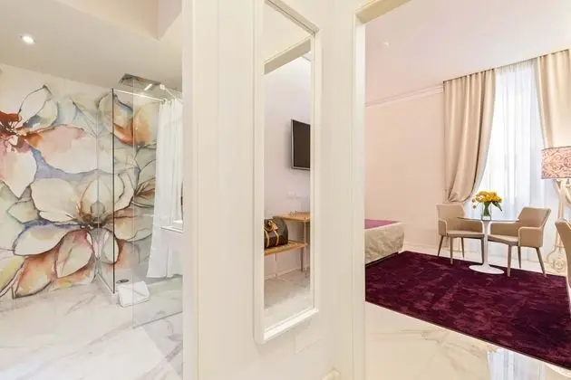 Deluxe Üç Kişilik Oda (GuestHouse)