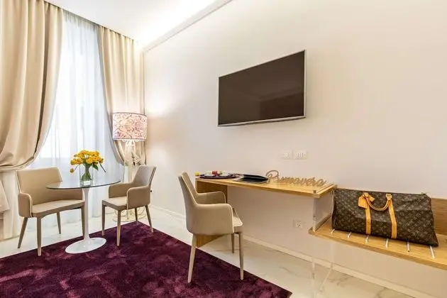 Deluxe Üç Kişilik Oda (GuestHouse)