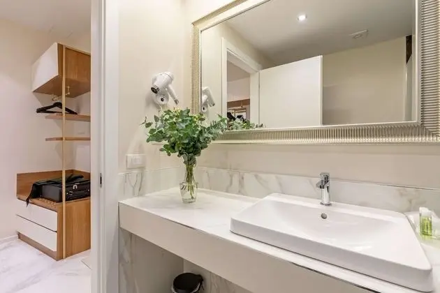 Deluxe Üç Kişilik Oda (GuestHouse)