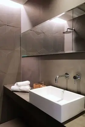 Tek Büyük Yataklı Oda, Özel Banyo