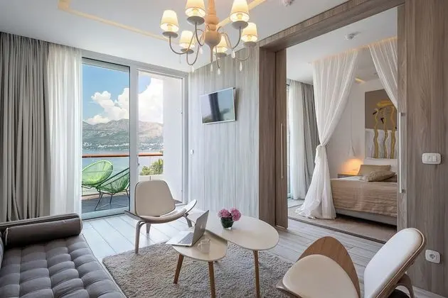 Junior Süit, Balkon, Deniz Manzaralı