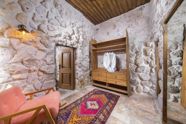 Deluxe Queen Oda, Bahçe veya Sokak Manzaralı, Jakuzili ve Balkonlu