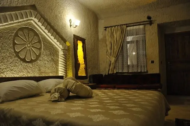 Romantic Tek Büyük Yataklı Oda