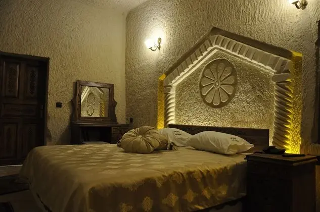 Romantic Tek Büyük Yataklı Oda