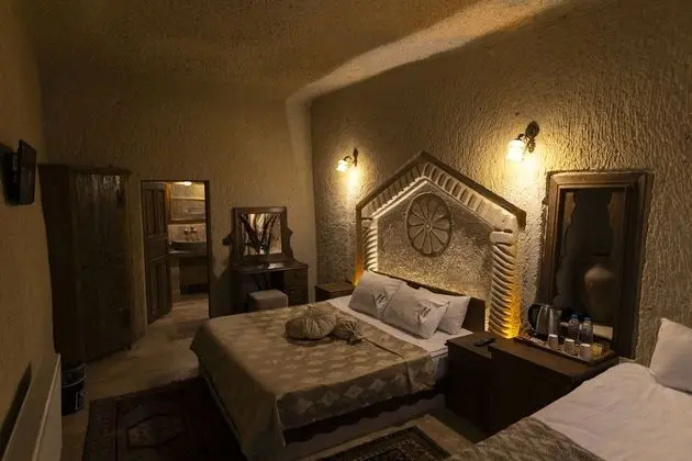 Romantic Tek Büyük Yataklı Oda