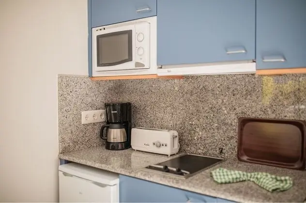 Classic 1 Bedroom Apartment (1 AD + 2 CH)