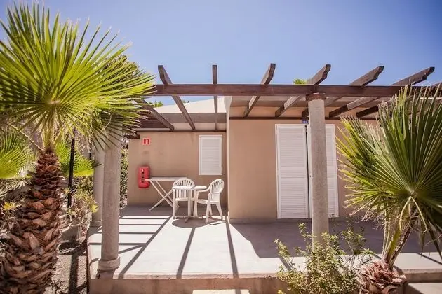 Classic 1 Bedroom Bungalow (2 AD + 1 CH)