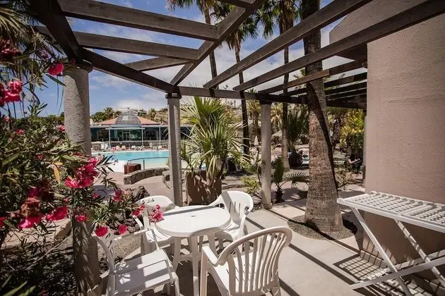 CLASSIC 1BED BUNGALOW POOL SIDE(1AD+1CH)