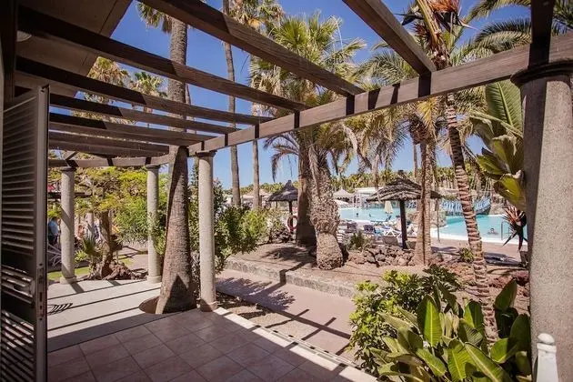 CLASSIC 1BED BUNGALOW POOL SIDE(1AD+1CH)
