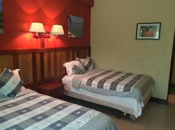 Deluxe Tek Büyük Yataklı Oda, 2 Çift Kişilik Yatak