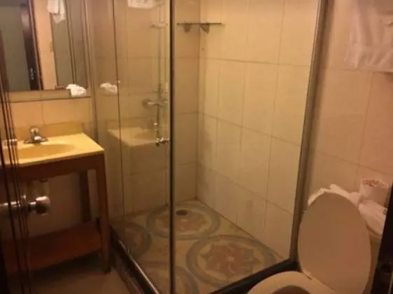 Deluxe Tek Büyük Yataklı Oda, 2 Çift Kişilik Yatak