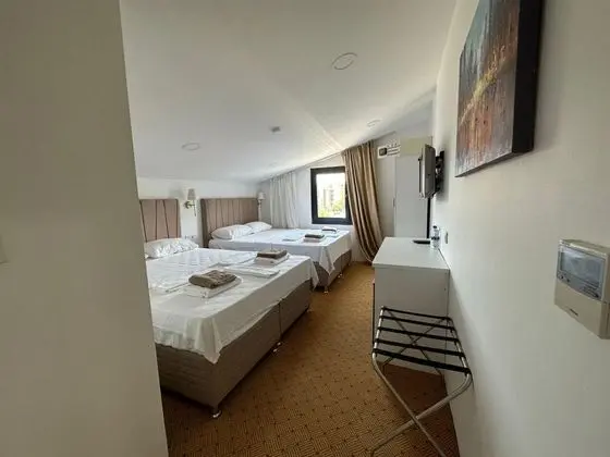 Standart Oda, Şehir Manzaralı
