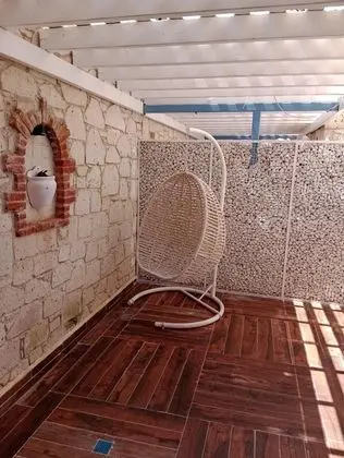Jakuzili Deluxe Oda, Havuz Manzaralı, Jakuzili