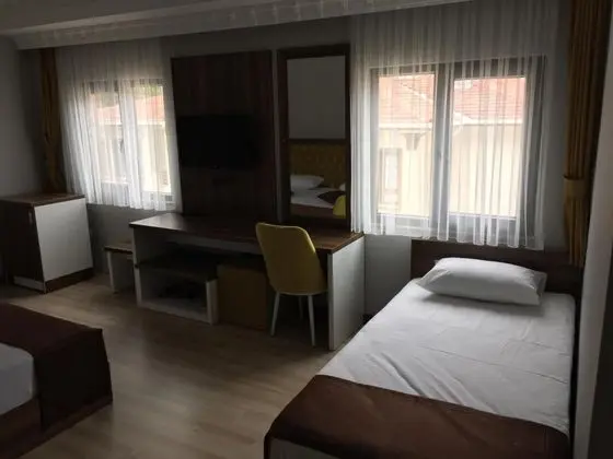 Triple, Dağ Manzaralı, Balkonsuz