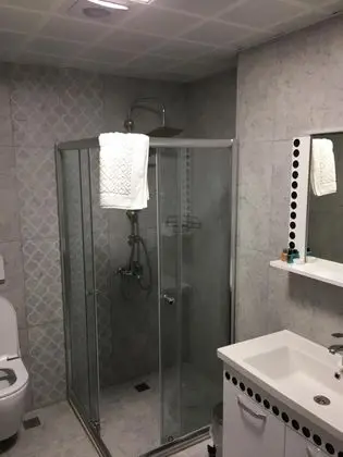 Triple, Dağ Manzaralı, Balkonsuz