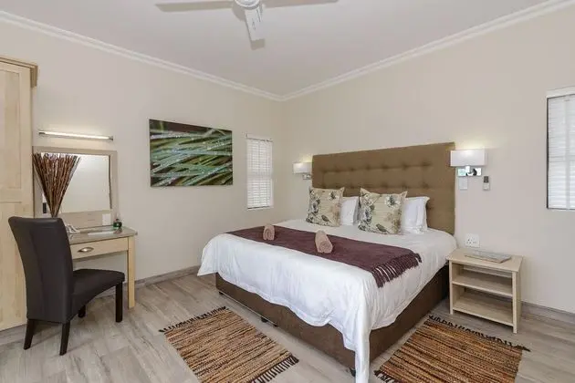 Two Bedroom Chalet with Splash Pool