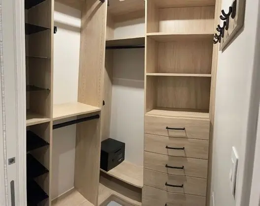 Luxury Apart Daire, 1 En Büyük (King) Boy Yatak ve Çekyat, Mutfak, Avlu Manzaralı