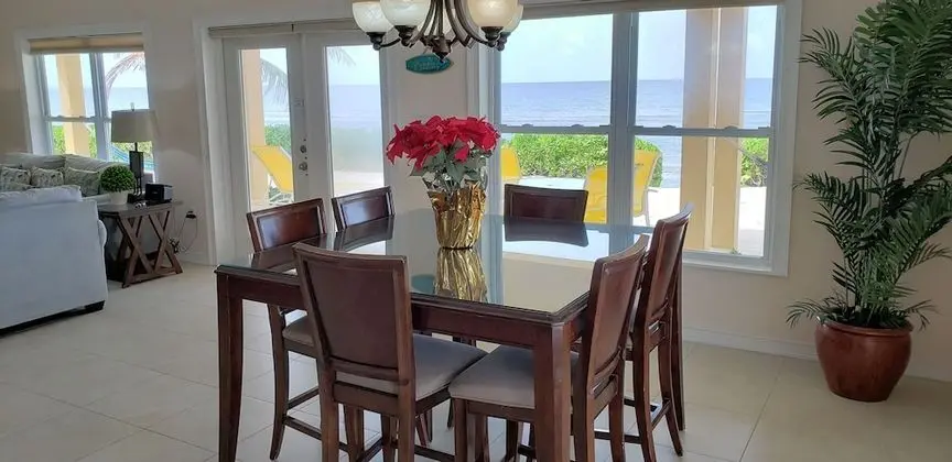 Luxury Villa, 3 Yatak Odası, Havuz Kullanımı, Denize Sıfır