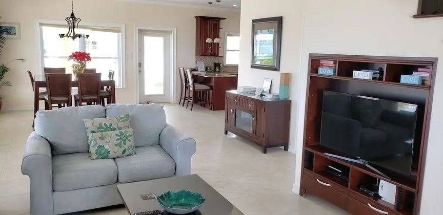 Luxury Villa, 3 Yatak Odası, Havuz Kullanımı, Denize Sıfır